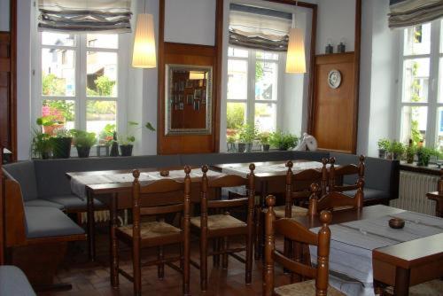 Hotel Zur Eiche 오베르탈 외부 사진