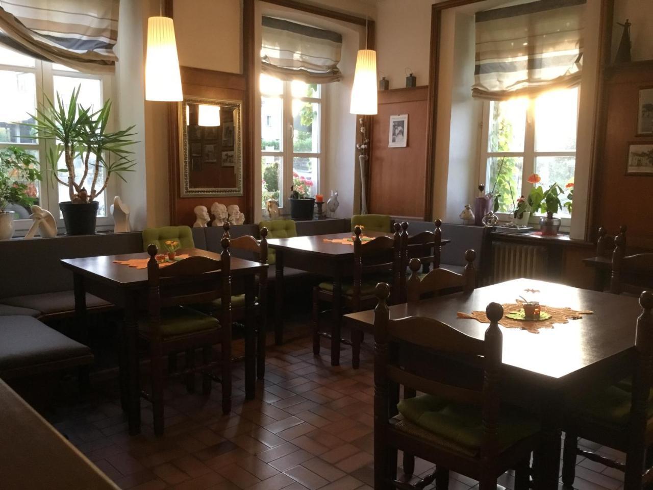 Hotel Zur Eiche 오베르탈 외부 사진